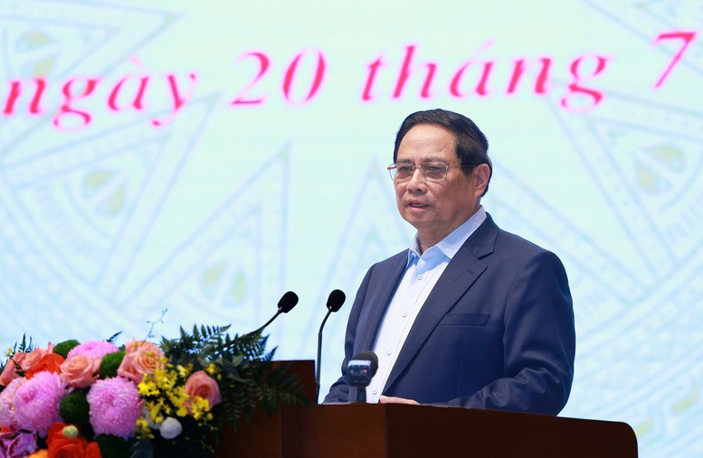 Thủ tướng: Đãi ngộ đặc biệt để thu hút tổng công trình sư, nhân tài khoa học công nghệ- Ảnh 2.