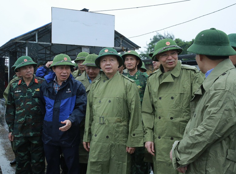 Phó Thủ tướng Trần Hồng Hà kiểm tra công tác phòng, chống bão số 3 tại Hải Phòng- Ảnh 3.
