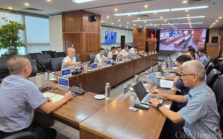 Ngành điện họp khẩn, sẵn sàng ứng phó với bão số 3
