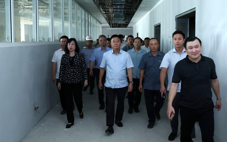 Trước ngày 30/11, đưa cơ sở 2 Bệnh viện Bạch Mai, Việt Đức vào sử dụng