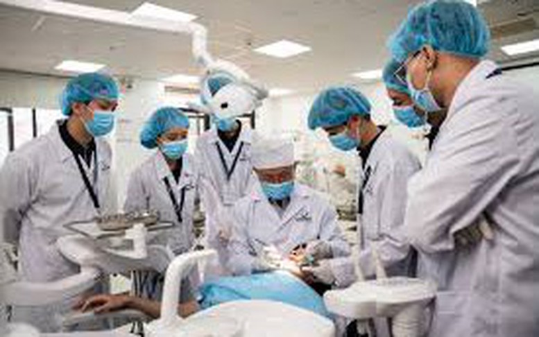 Ngành Y lấy sàn 20,5 điểm, nhiều ngành sức khỏe đồng loạt từ 17,0 điểm trở lên