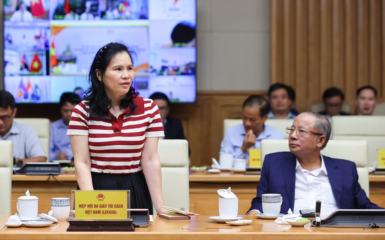 Đề xuất xây dựng trung tâm nguyên phụ liệu thời trang, tăng sức bật cho ngành da giày - dệt may