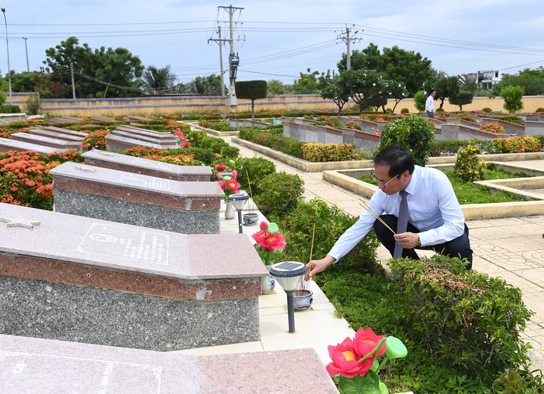 Phó Thủ tướng Bùi Thanh Sơn làm việc với tỉnh Khánh Hòa về các nhà máy điện hạt nhân- Ảnh 6.