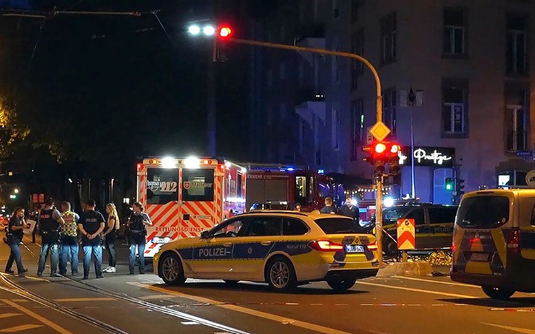 Nỗ lực thực hiện bảo hộ công dân trong vụ 3 du học sinh Việt Nam bị đâm xe tại Đức