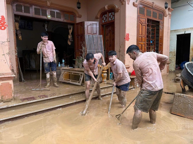 Lan tỏa nghĩa tình, đồng hành cùng nhân dân sau lũ- Ảnh 2.