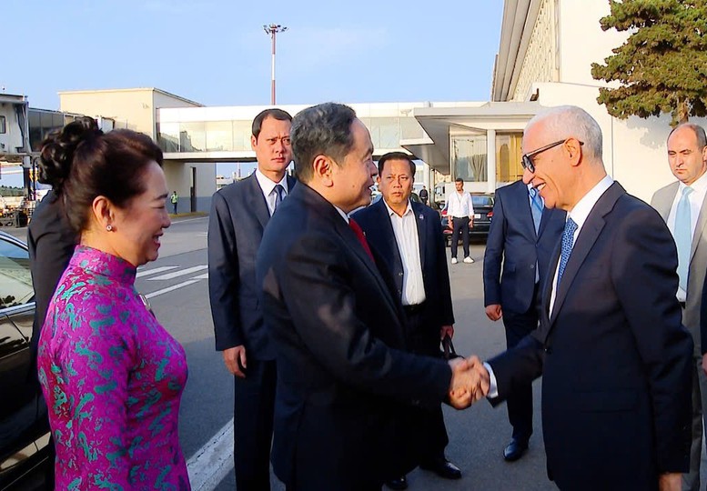 Chủ tịch Quốc hội Trần Thanh Mẫn và Phu nhân tới Rabat, bắt đầu chuyến thăm chính thức Vương quốc Morocco- Ảnh 2.