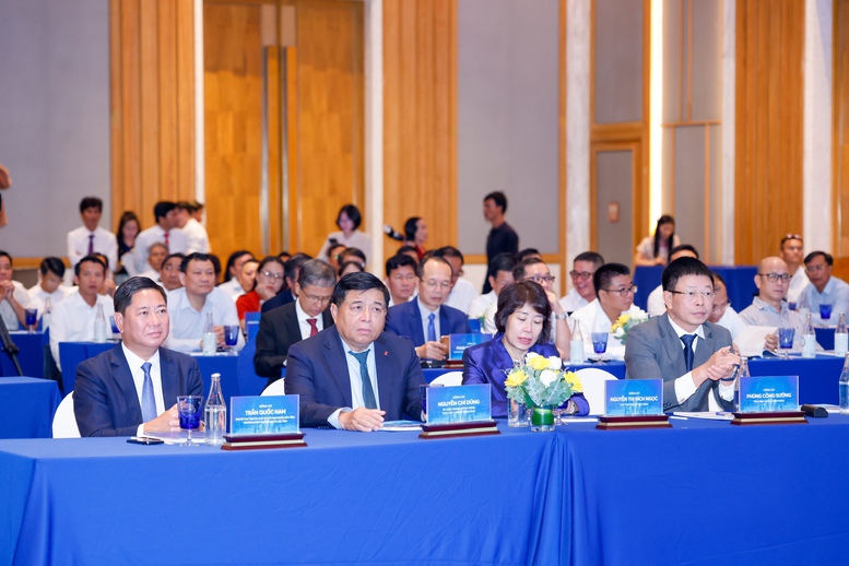 Khánh Hòa đổi mới mô hình tăng trưởng, đón cơ hội phát triển vượt bậc- Ảnh 1.