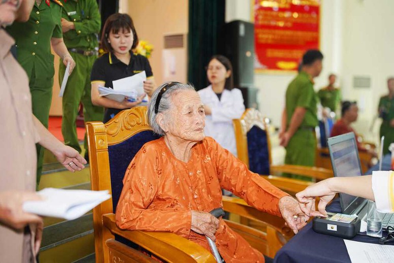 Một năm Ngân hàng Gene Liệt sĩ: Tiếp nhận hơn 51.000 mẫu ADN, mở ra hy vọng tìm liệt sĩ cho hàng nghìn gia đình- Ảnh 3.