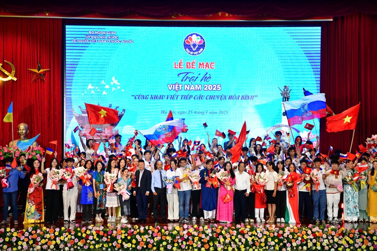 Nuôi dưỡng tình yêu quê hương và khát vọng đóng góp cho đất nước trong kiều bào trẻ- Ảnh 1.