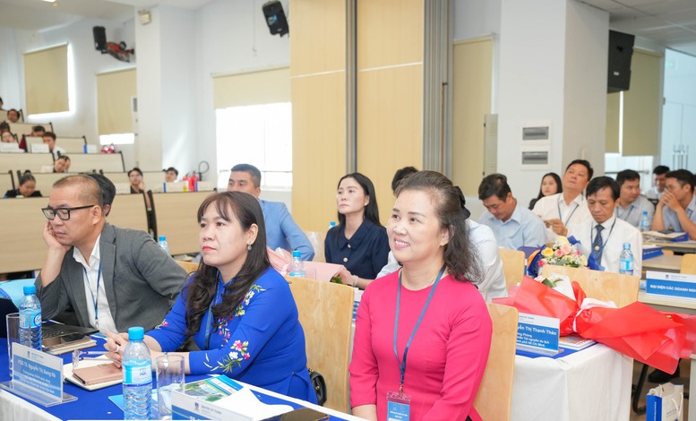Tìm giải pháp về khai thác giá trị văn hóa trong phát triển sản phẩm du lịch đặc thù- Ảnh 2.