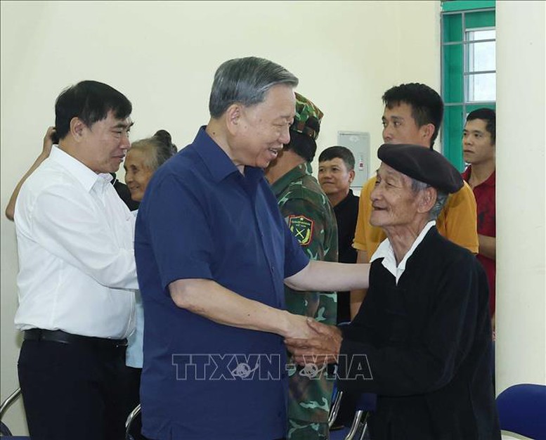 Tổng Bí thư Tô Lâm kiểm tra vận hành hoạt động hệ thống chính trị xã Si Pa Phìn (tỉnh Điện Biên)- Ảnh 4.