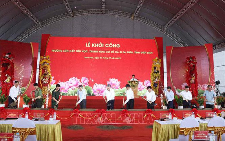 Tổng Bí Thư Tô Lâm dự Lễ khởi công Trường liên cấp Tiểu học, THCS xã Si Pa Phìn, tỉnh Điện Biên