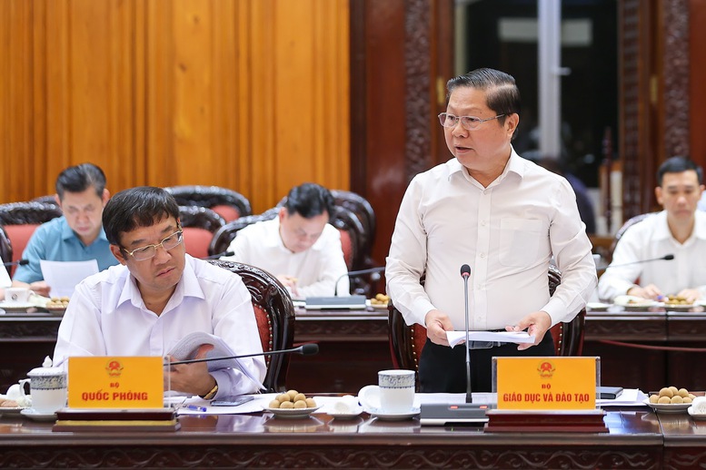 Đề xuất đầu tư 37.000 tỷ đồng xây 100 trường học vùng biên: Mục tiêu hoàn thành vào hè 2026- Ảnh 1.