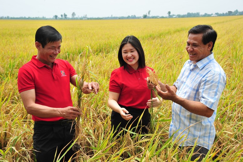 Agribank tăng tốc chuyển đổi số, nâng tầm quản trị,  phát huy vai trò chủ lực 'Tam nông'- Ảnh 6.