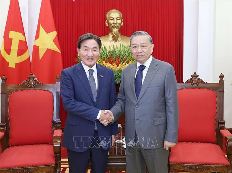 Tổng Bí thư Tô Lâm tiếp Đặc phái viên của Tổng thống Hàn Quốc- Ảnh 1.