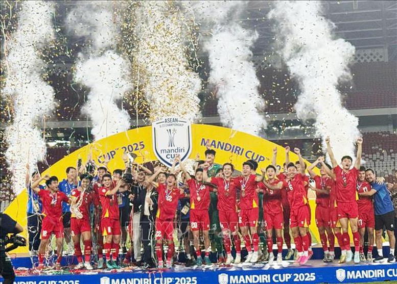 Thủ tướng gửi thư chúc mừng Đội tuyển U23 Việt Nam lần thứ ba liên tiếp vô địch U23 Đông Nam Á- Ảnh 1.