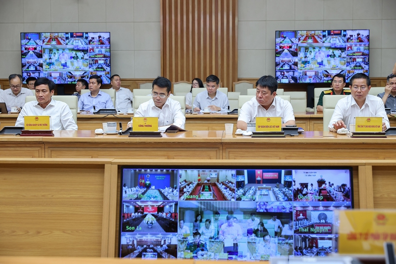 Thủ tướng: 3 mục tiêu lớn cuối năm 2025 để hoàn thành xuất sắc đột phá chiến lược về hạ tầng giao thông- Ảnh 7.
