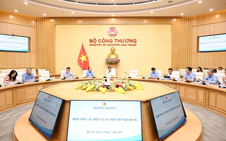 Bộ Công Thương cử 34 lãnh đạo cục, vụ về hỗ trợ địa phương triển khai chính quyền hai cấp