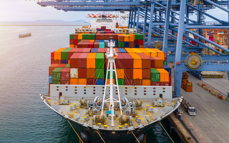 Xuất siêu hơn 7,6 tỷ USD trong 6 tháng đầu năm