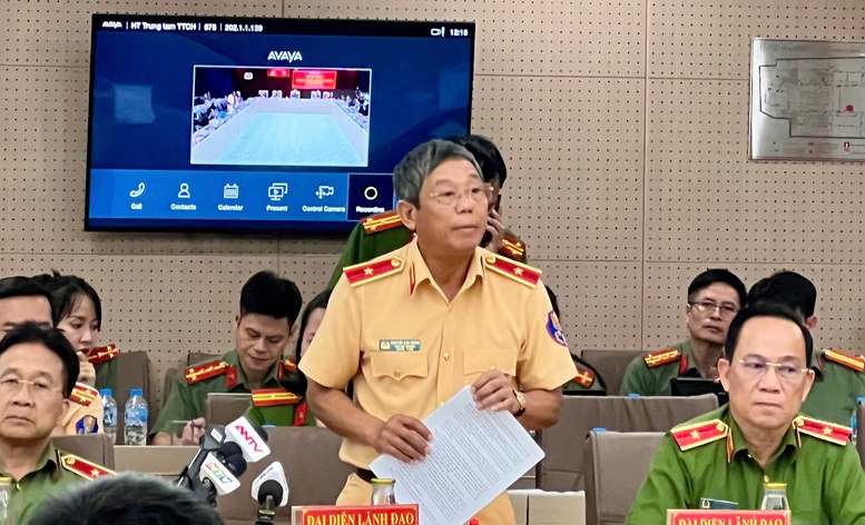 Cảnh sát giao thông sẽ quản lý bằng lái xe qua VNeID: Tiết kiệm rất nhiều chi phí, thời gian cho người dân- Ảnh 1.