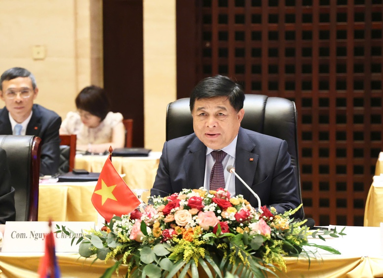 Việt Nam, Lào tiếp tục tăng cường tin cậy chính trị, hợp tác kinh tế, cùng vun đắp mối quan hệ đoàn kết đặc biệt- Ảnh 7.