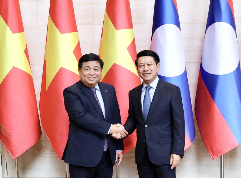 Việt Nam, Lào tiếp tục tăng cường tin cậy chính trị, hợp tác kinh tế, cùng vun đắp mối quan hệ đoàn kết đặc biệt- Ảnh 5.