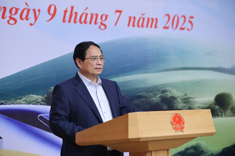 Thủ tướng chủ trì Hội nghị về các công trình, dự án đường sắt- Ảnh 1.
