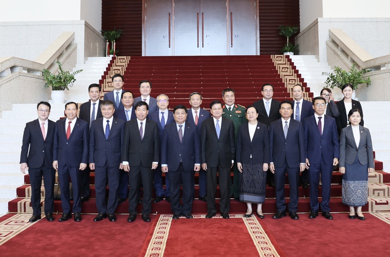 Việt Nam, Lào tiếp tục tăng cường tin cậy chính trị, hợp tác kinh tế, cùng vun đắp mối quan hệ đoàn kết đặc biệt- Ảnh 3.
