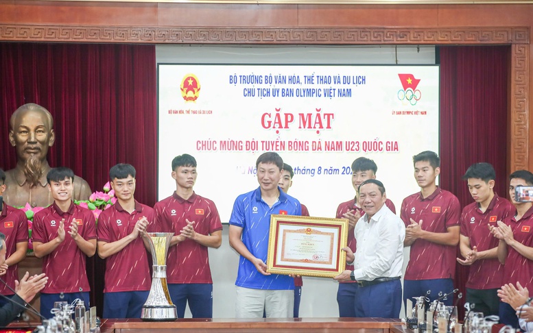 Đội tuyển U23 Việt Nam vinh dự nhận Bằng khen của Thủ tướng Chính phủ