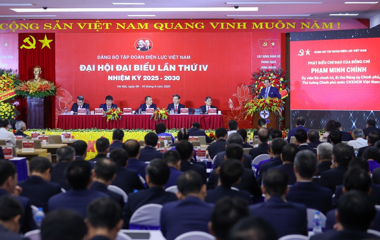 Thủ tướng: Bảo đảm đủ điện cho tăng trưởng 2 con số và tránh các cú sốc về giá- Ảnh 5. Thủ tướng: Bảo đảm đủ điện cho tăng trưởng 2 con số và tránh các cú sốc về giá- Ảnh 5.