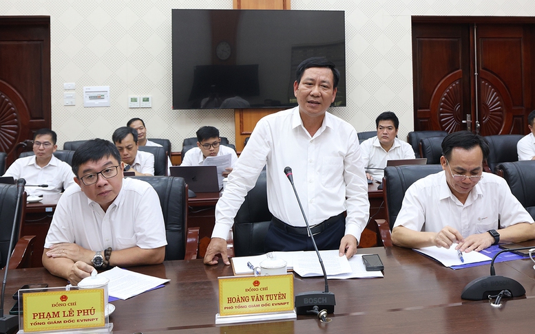 Đẩy nhanh tiến độ đầu tư xây dựng các dự án truyền tải điện trên địa bàn tỉnh Hưng Yên