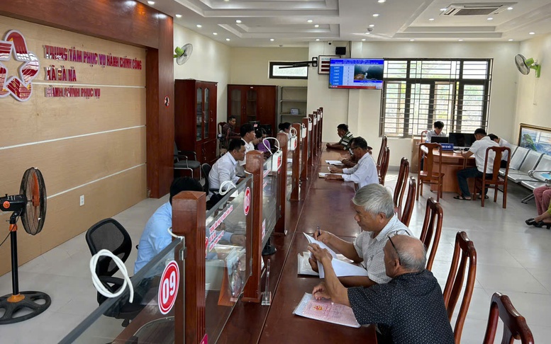Bổ sung hướng dẫn về phụ cấp, nâng bậc lương cho cán bộ, công chức sau sắp xếp