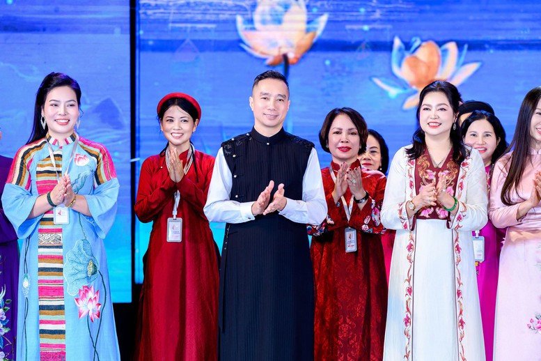 Nỗ lực định vị Áo dài như thương hiệu văn hoá quốc gia đối với bạn bè quốc tế- Ảnh 6.