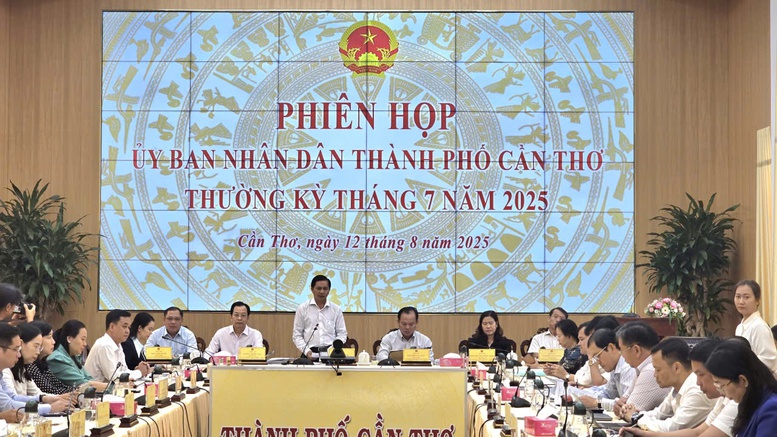Cần Thơ quyết tâm cao nhất thúc đẩy tăng trưởng cả năm đạt 10%- Ảnh 1.