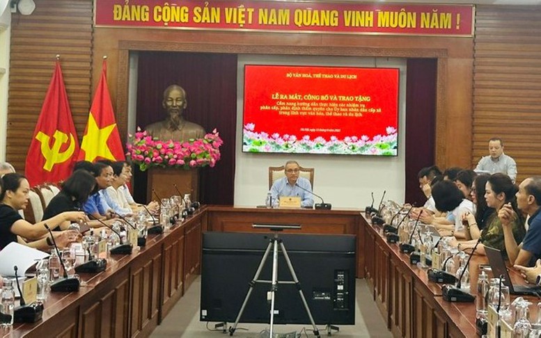 Bộ VHTTDL: Ra mắt Cẩm nang hướng dẫn thực hiện các nhiệm vụ phân cấp, phân định thẩm quyền cho UBND cấp xã