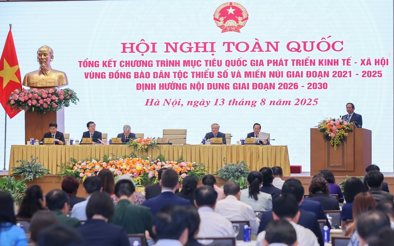 Thủ tướng chủ trì Hội nghị tổng kết Chương trình mục tiêu quốc gia phát triển kinh tế - xã hội vùng đồng bào dân tộc thiểu số và miền núi