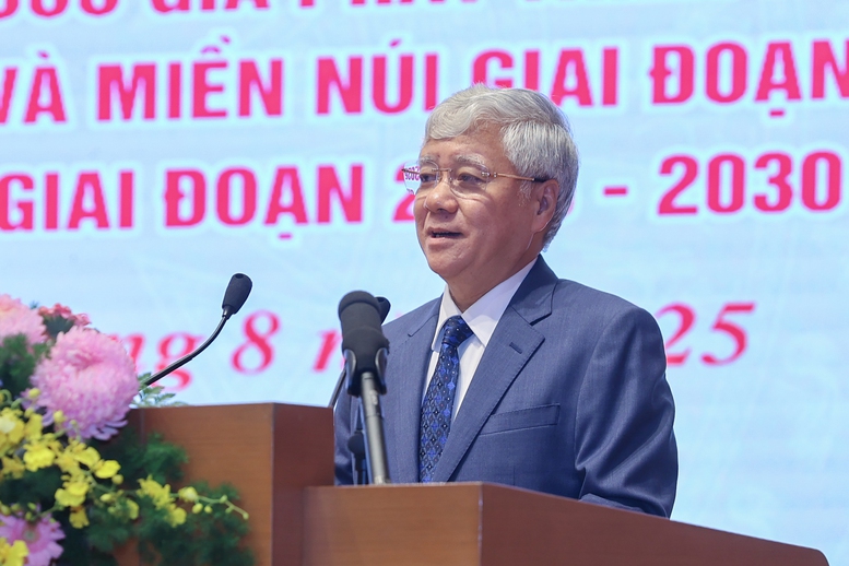 Thủ tướng: Có chính sách ưu tiên, nguồn lực ưu tiên, tín dụng ưu tiên với vùng đồng bào dân tộc thiểu số và miền núi- Ảnh 4.