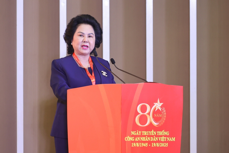 Thủ tướng: Xây dựng văn hóa phòng cháy, chữa cháy, phòng chống thiên tai, nâng cao kỹ năng cứu nạn, cứu hộ trong toàn dân- Ảnh 8.