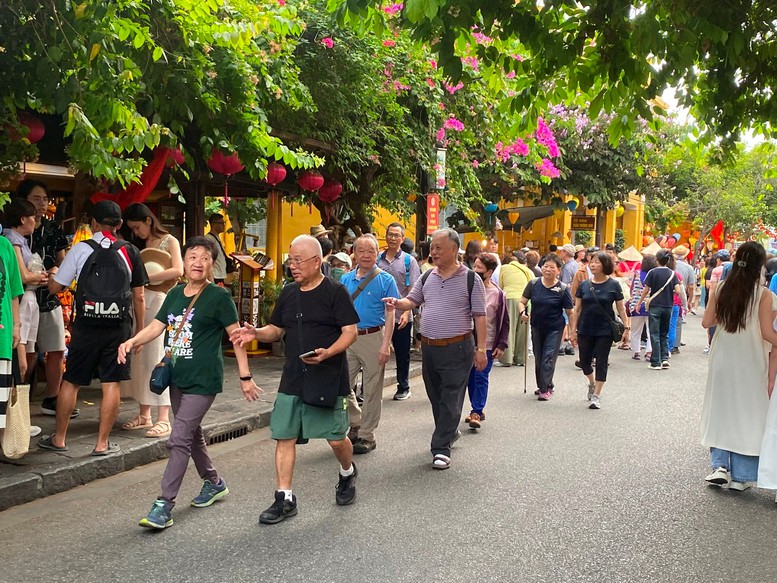 Người phát ngôn Bộ Ngoại giao thông tin về các chính sách miễn thị thực mới của Việt Nam- Ảnh 1.