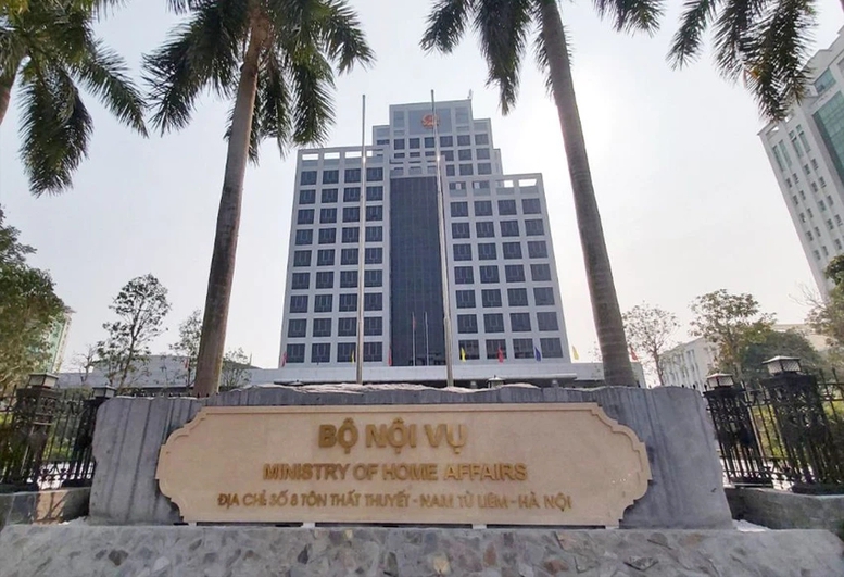 Bộ Nội vụ hướng dẫn gỡ vướng tuyển dụng, xếp ngạch công chức- Ảnh 1.