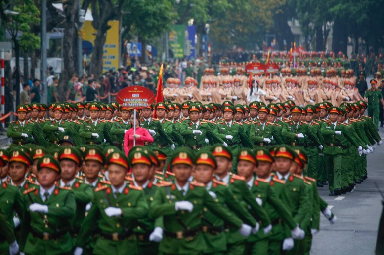 'Ngày hội bình yên' tại khu vực Hồ Gươm: Sự kiện đa ý nghĩa kỷ niệm các ngày lễ lớn- Ảnh 1.