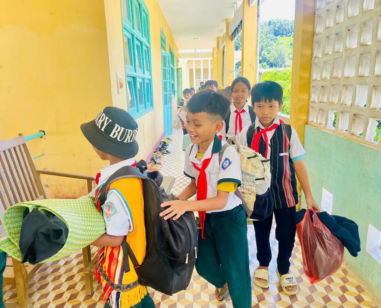 Quảng Trị đề xuất xây mới 10 trường, cải tạo 6 trường tại các xã biên giới- Ảnh 1.
