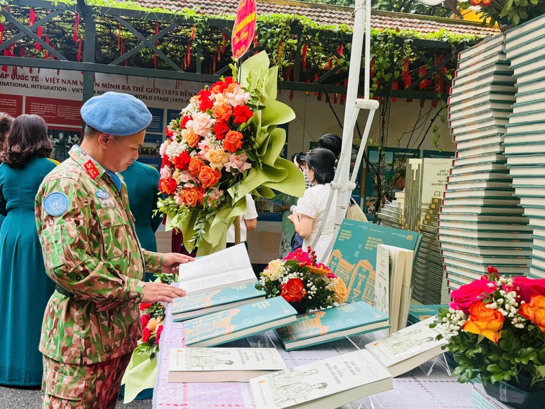 Khu Di tích tại Phủ Chủ tịch khai mạc chuỗi hoạt động kỷ niệm Quốc khánh 2/9- Ảnh 3.