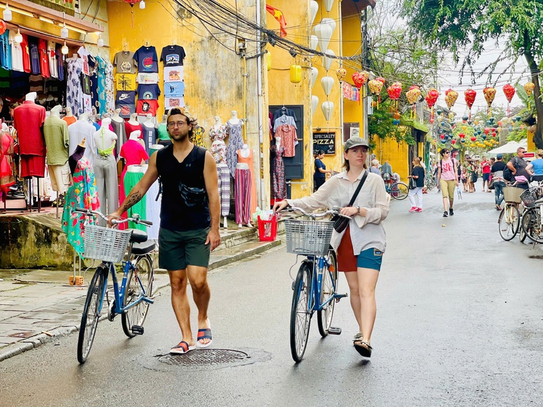 Đà Nẵng kích cầu du lịch cuối năm, mục tiêu đón hơn 17 triệu du khách- Ảnh 2.