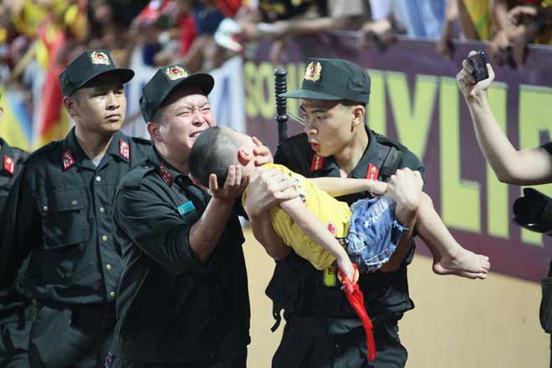 80 NĂM - VINH QUANG CÔNG AN NHÂN DÂN VIỆT NAM- Ảnh 7.