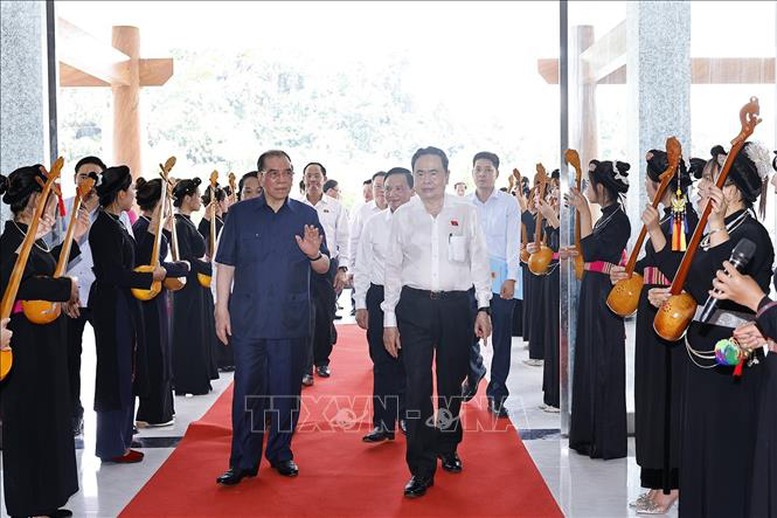 Chủ tịch Quốc hội: Tuyên Quang phát huy chủ nghĩa anh hùng cách mạng trong xây dựng và bảo vệ Tổ quốc- Ảnh 1.