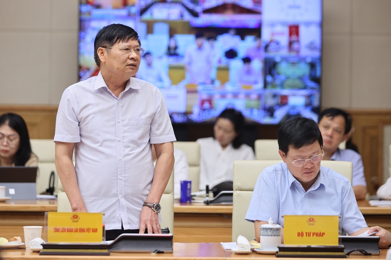 Thủ tướng: Nâng ngưỡng thu nhập được mua nhà xã hội theo hướng phù hợp hơn- Ảnh 12.
