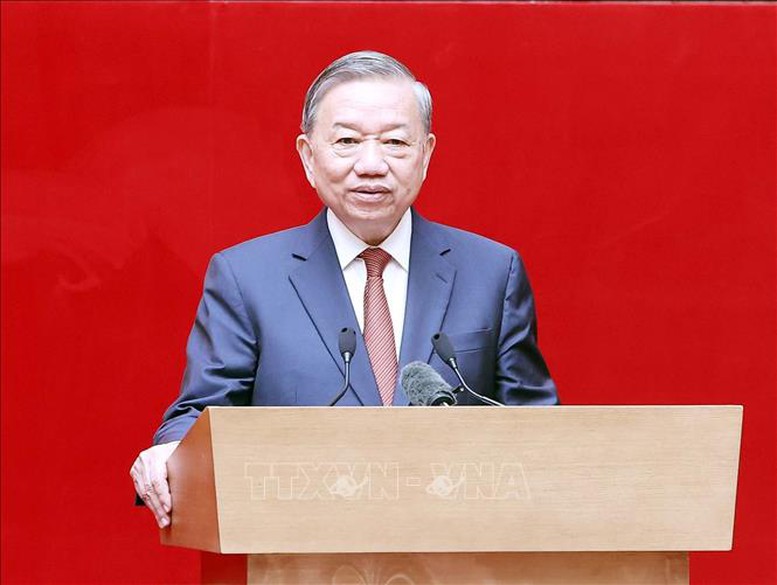 Tổng Bí thư Tô Lâm: Lực lượng công an nhân dân phải luôn giữ vững thế trận an ninh nhân dân vững chắc- Ảnh 2.