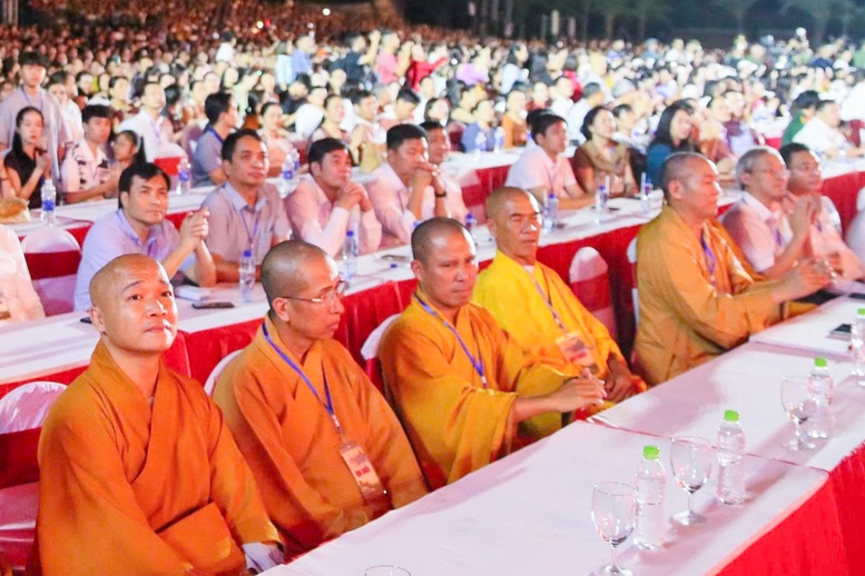 Thủ tướng: Tự hào, xúc động với Di sản Văn hóa thế giới Yên Tử - Vĩnh Nghiêm - Côn Sơn, Kiếp Bạc- Ảnh 3.