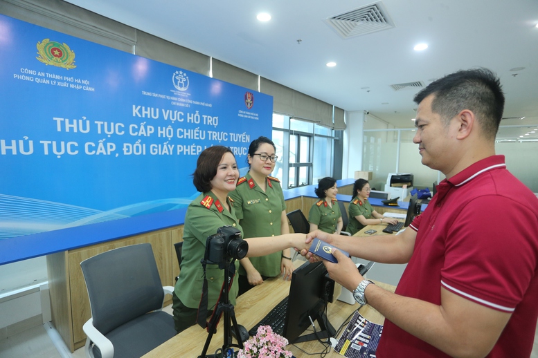 Tự hào về 'lá chắn thép' vững chắc bảo vệ Đảng, Nhà nước và Nhân dân- Ảnh 6.